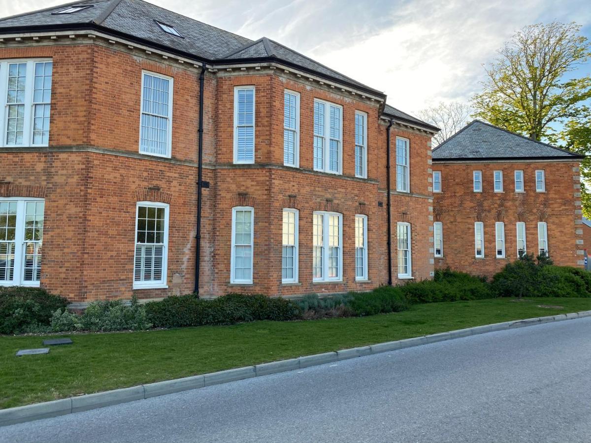 Chichester Luxury One Bed Apartment Exterior foto